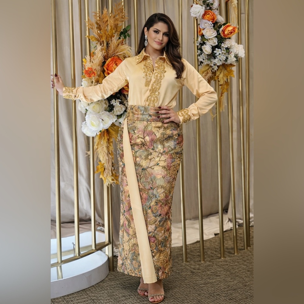Elegant Pink and Gold Embroidered set